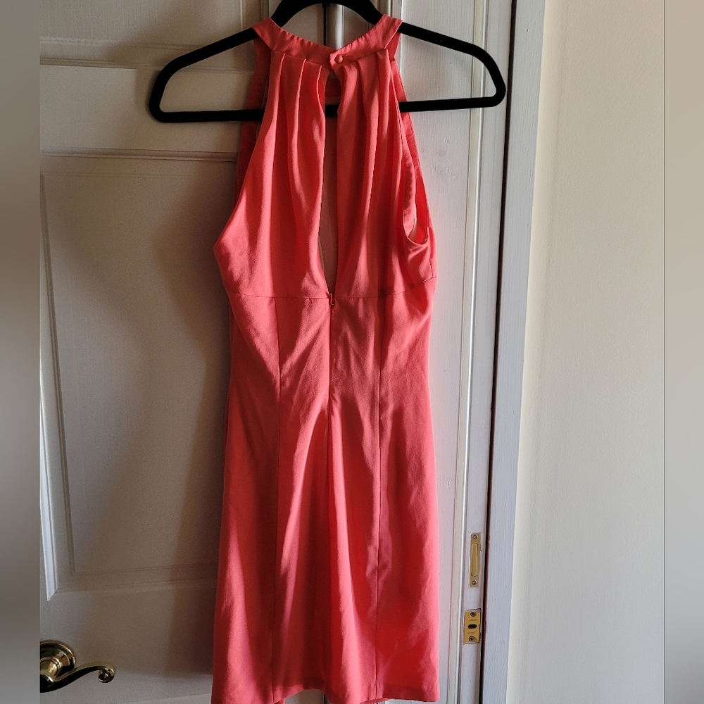 Chic Backless Coral Dress